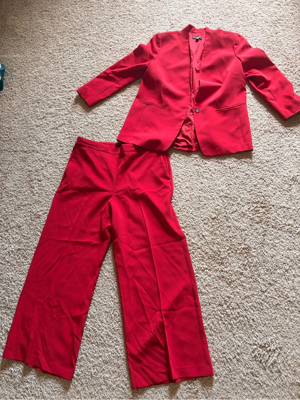 Ann Taylor Scarlet Wide-Leg Trousers & Blazer Set